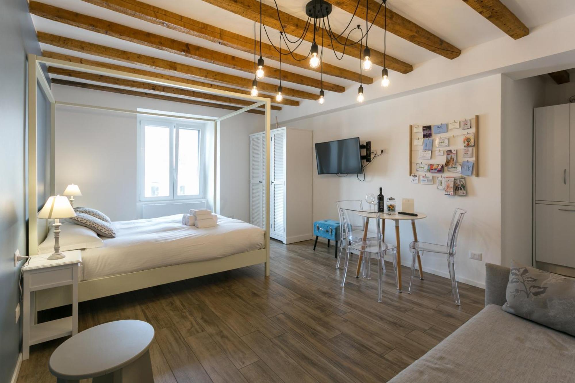 Navigli - Vigevano 45 & Casale 3a Apartamento *